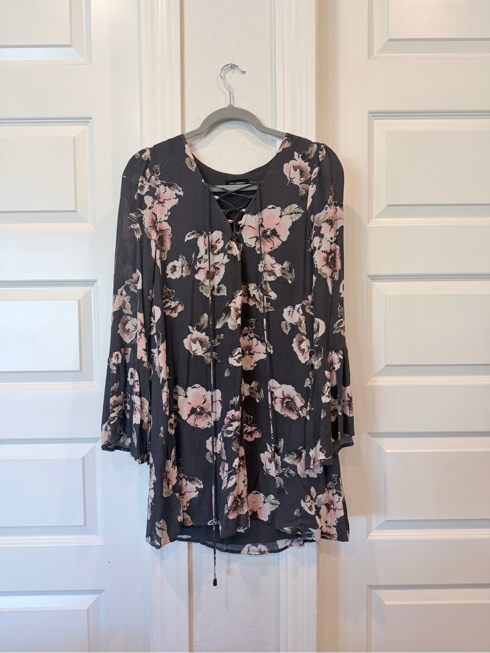 Blu Pepper Floral Lace-Up Tunic Top - Pink on Charcoal